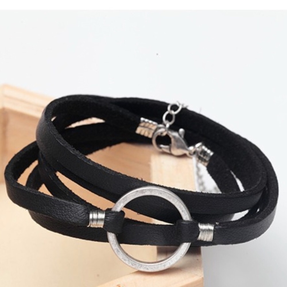 🆕New!✨Leather O ring wrap bracelet✨ - Picture 4 of 4